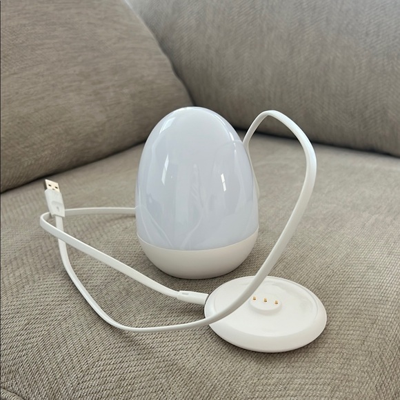 White Kids Night Light - Picture 1 of 1